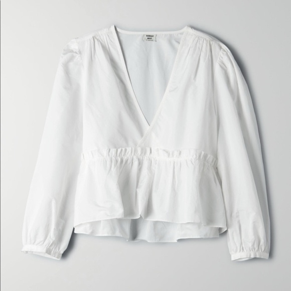 Sunday Best | Aritzia top

Perfect for summer